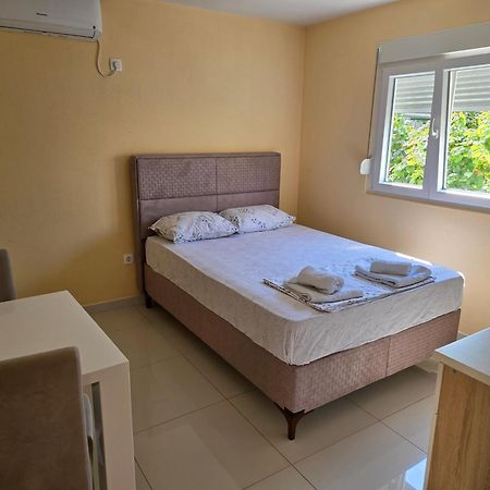 Apartman Tolosi بودغوريتْسا المظهر الخارجي الصورة