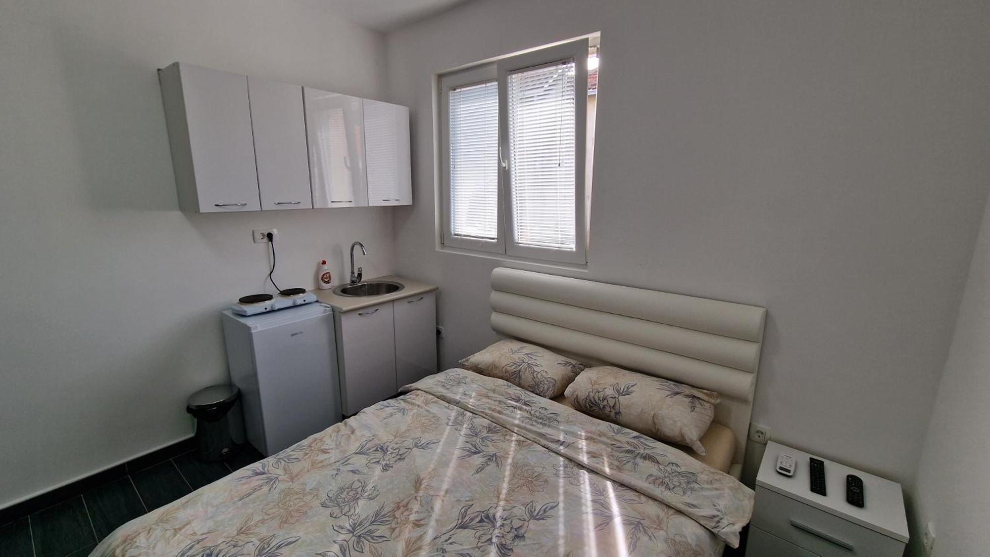 Apartman Tolosi بودغوريتْسا المظهر الخارجي الصورة